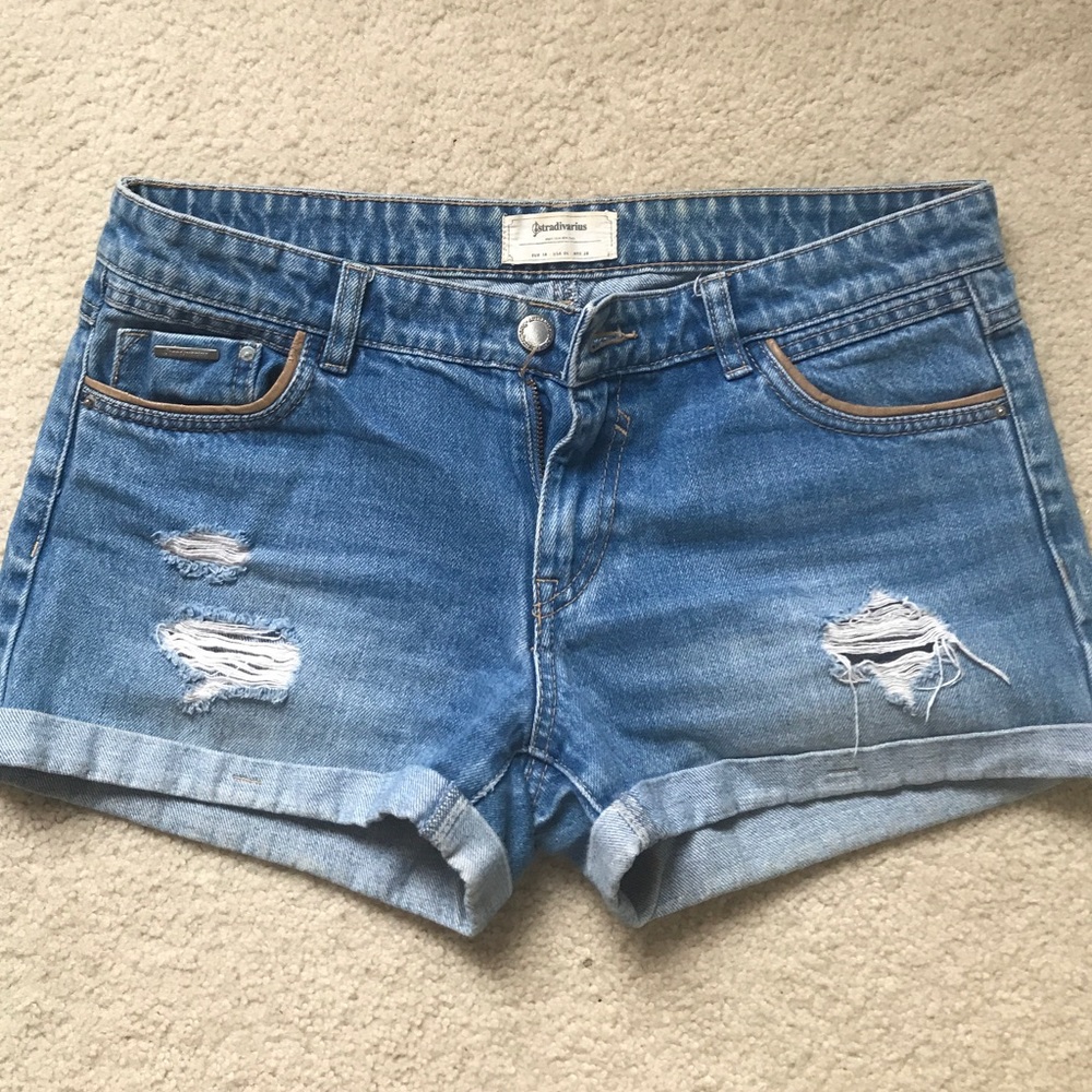 Women’s jean shorts Stradivarius